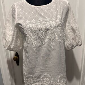 Anthropologie Kindred White Embroidered Eyelet Lace Puff Sleeve Blouse Sz Small